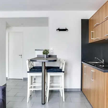 Mémorial-sleep In Normandie * Caen