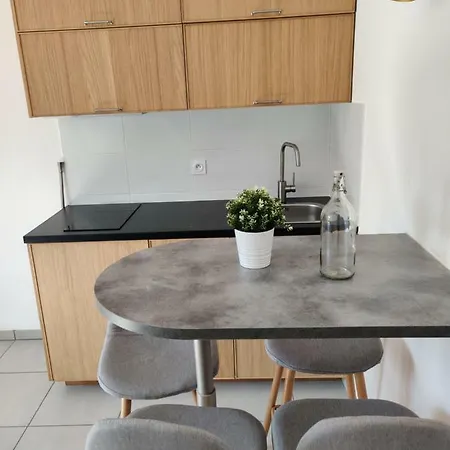 Mémorial-sleep In Normandie