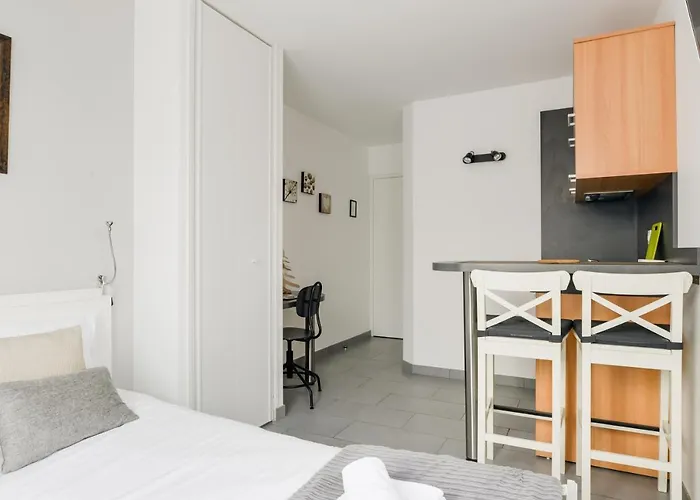 Memorial-sleep In Normandie *