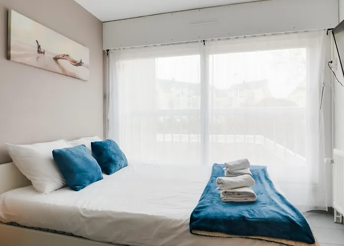 Memorial-sleep In Normandie