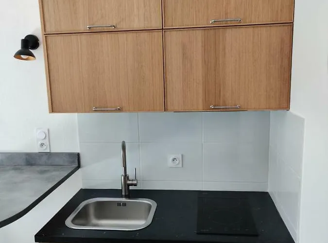 Memorial-sleep In Normandie